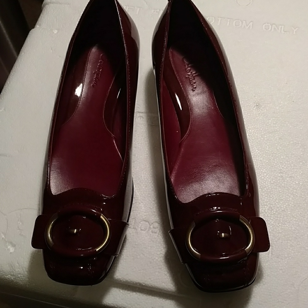 Cole haan hybrids never worn